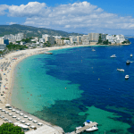 Magaluf: 3 noches en un hotel 4* con pensión completa por 136€