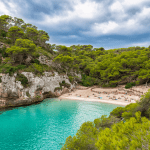 3 noches en un aparthotel de Menorca a pie de playa con todo incluido por 173€